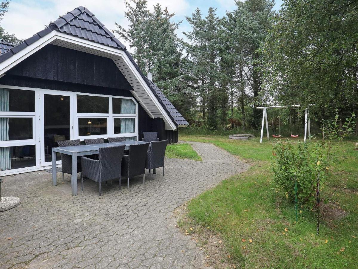 Holiday Home Blavand Cccv Bagian luar foto